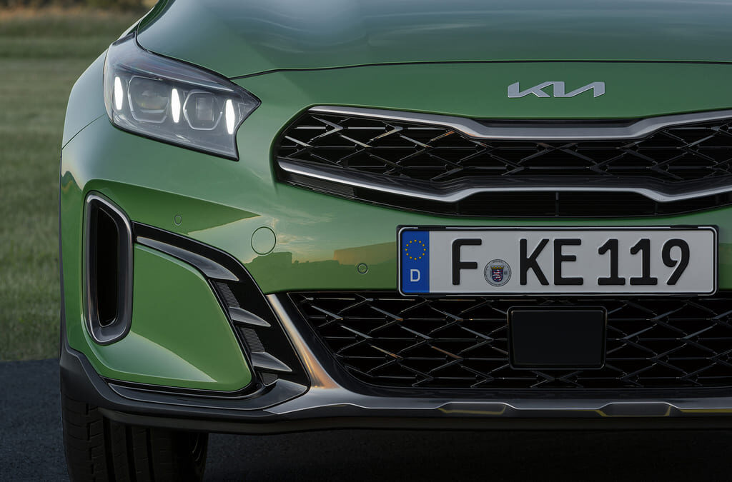 1 kia-xceed-my22-ice-gt-line-celadon-green-metallic-static-digital-1920x1080-12