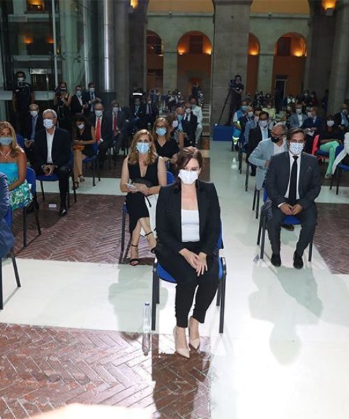 El director de LA RAZÓN, Francisco Marhuenda; la presidenta de la Comunidad de Madrid, Isabel Díaz Ayuso, y Andrés Navarro, consejero delegado de LA RAZÓN
